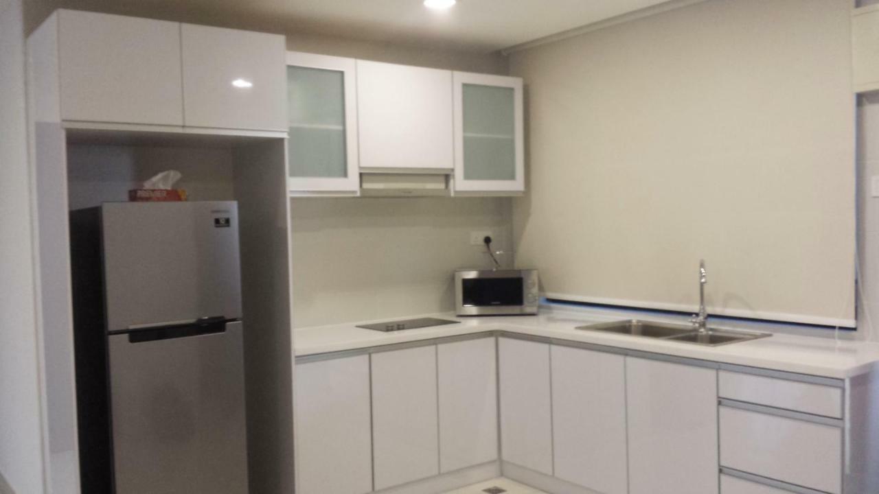 Cherloft@Samsuria Beach Residences Kampung Sungai Ular Buitenkant foto
